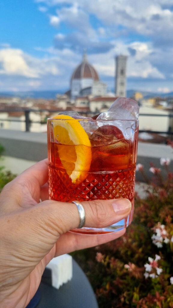 Aperitivo Adventure in Florence Negroni